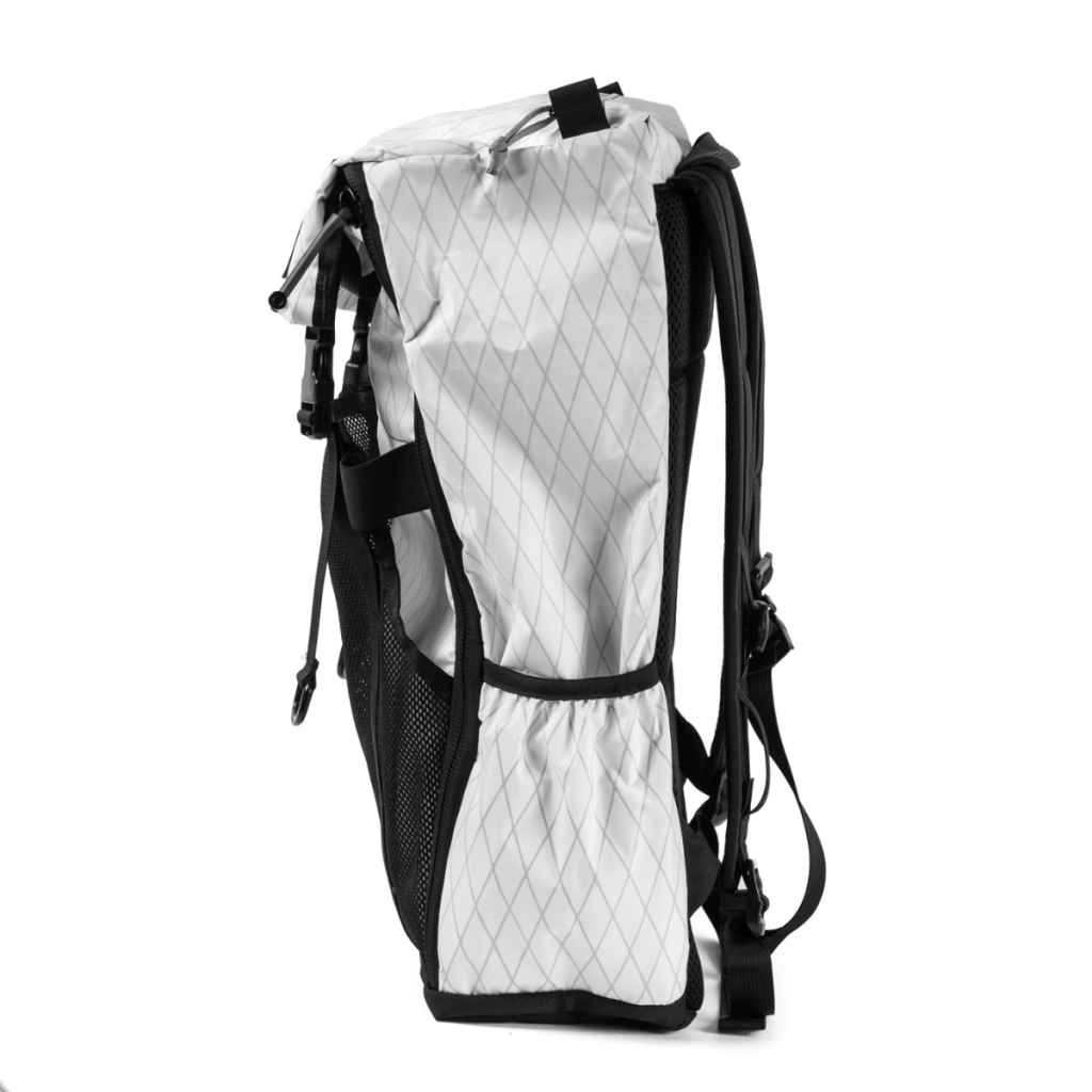 ILE* race day bag (white) - BLUE LUG ONLINE STORE