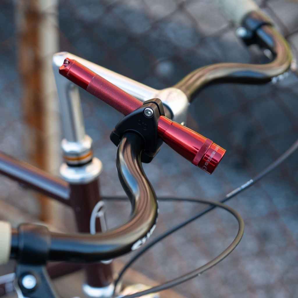 DKG* maglite mini mount (silver) - BLUE LUG ONLINE STORE