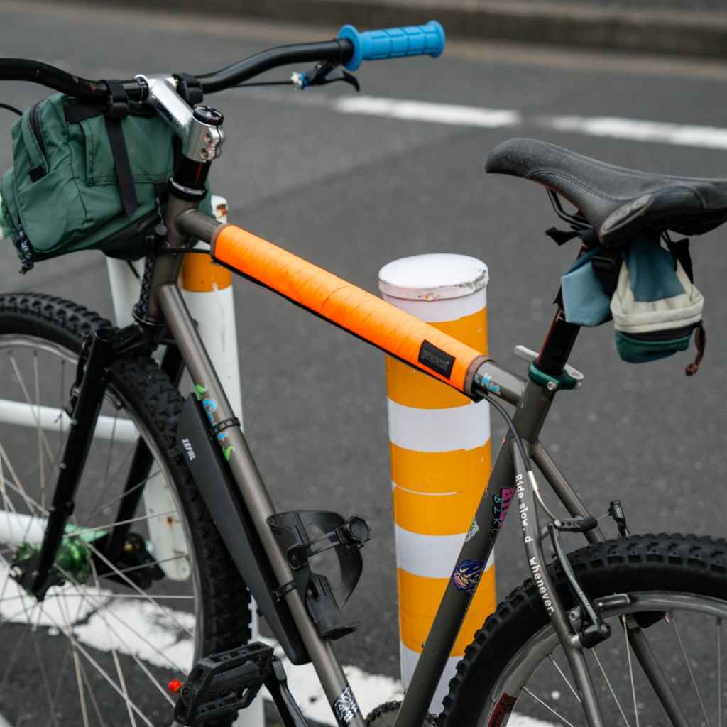BLUE LUG* frame pad (blue/orange/navy) - BLUE LUG ONLINE STORE