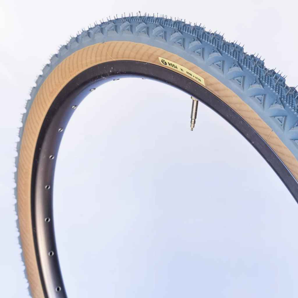 ULTRADYNAMICO* rose rozzo tire (gray) - BLUE LUG ONLINE STORE