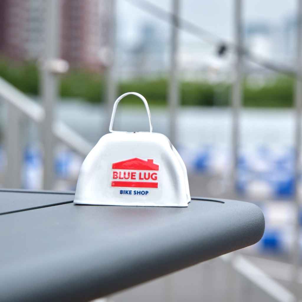 BLUE LUG* cow bell (white) - BLUE LUG ONLINE STORE