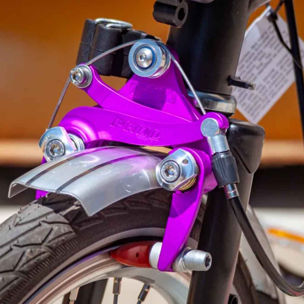 BROMPTONにごく短期間だけ使っていた、PAULブレーキレバー　美品。 PAUL* racer medium side pull brake for Brompton (purple