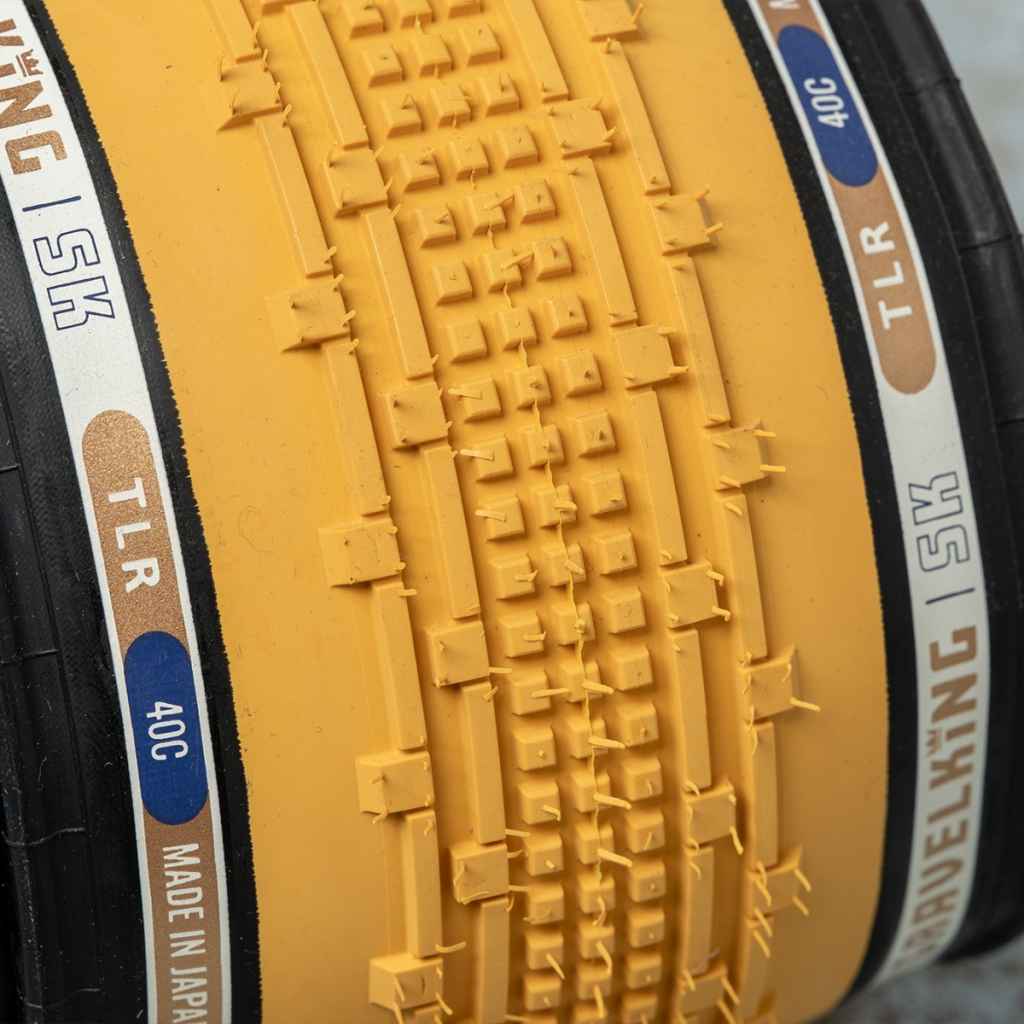 PANARACER* new gravel king SK (honey butter/black) - BLUE LUG