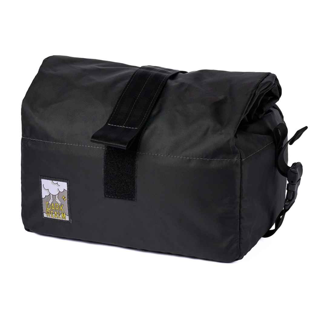 REALM* wald 137 basket bag (recycled ecopac black) - BLUE LUG