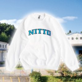 *NITTO* crewneck (college logo/white)