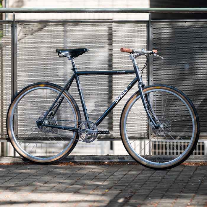 *SURLY* straggler 完成車 (50/cold blue)