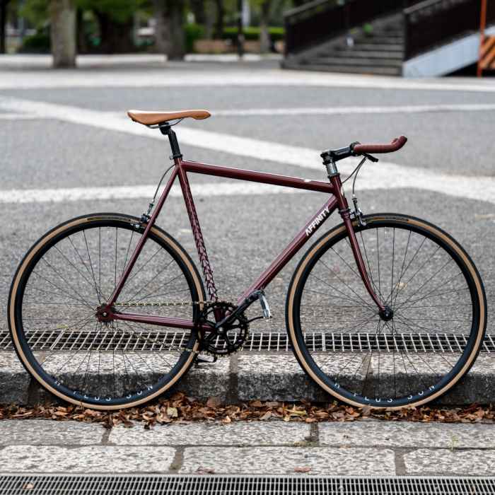 *AFFINITY CYCLES* lo pro 完成車 (M/brick red)