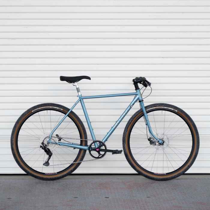 *VELO ORANGE* polyvalent 完成車 (metallic blue)