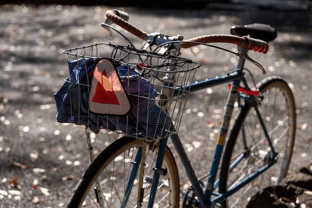 自由研究「反射板あれこれ -別注シルバーリフレクター-」