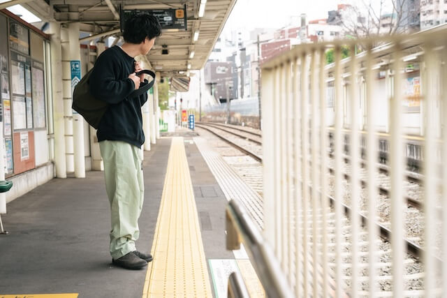 自転車も、散歩も。MOTION PANTSの季節。